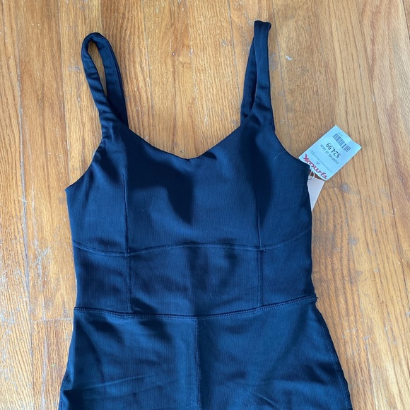 Wilo Jumpsuit - Picture 3 of 5